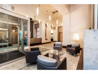 Photo #3: 21675367 Listing 