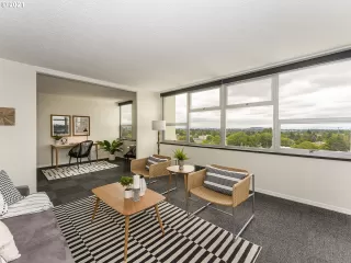 Photo #6: 21675529 Listing 