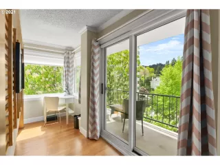 Photo #4: 21675576 Listing 