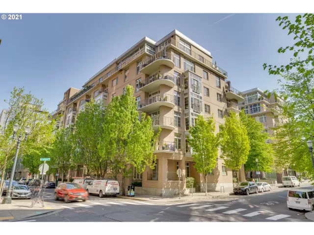 MLS: 21675886 Condo For Sale