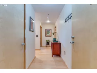 Photo #2: 21675886 Listing 
