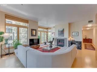 Photo #6: 21675886 Listing 