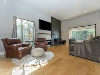 Photo #1: 21676477 Listing