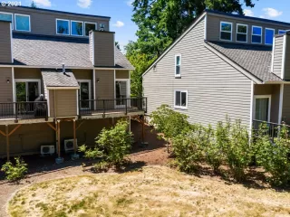 Photo #5: 21677020 Listing