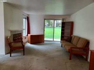 Photo #1: 21677093 Listing 