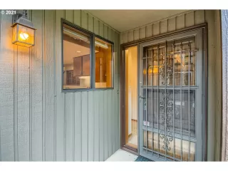 Photo #1: 21677495 Listing