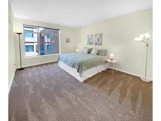 Photo #5: 21679216 Listing