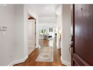 Photo #2: 21680080 Listing 