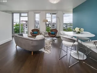 Photo #1: 21680841 Listing