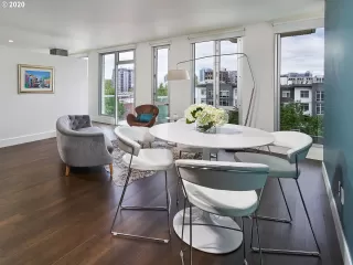 Photo #2: 21680841 Listing