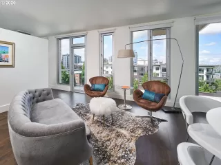 Photo #3: 21680841 Listing