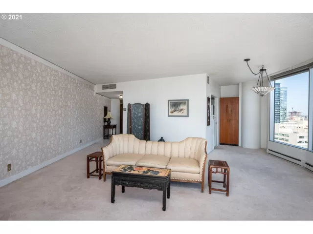 MLS: 21681383 Condo For Sale