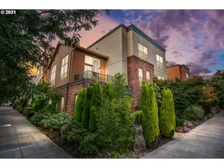 Photo #1: 21681945 Listing