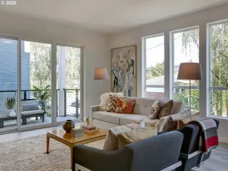 Photo #3: 21681963 Listing