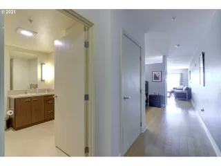 Photo #1: 21681971 Listing
