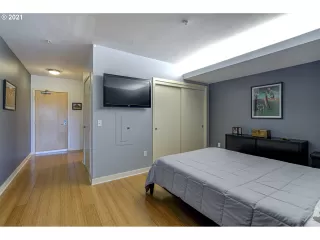 Photo #3: 21681971 Listing