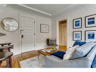 Photo #6: 21682143 Listing 