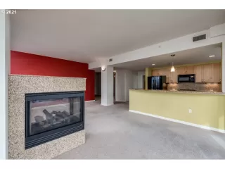 Photo #3: 21682855 Listing 