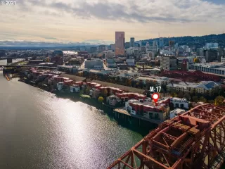 Photo #1: 21683236 Listing