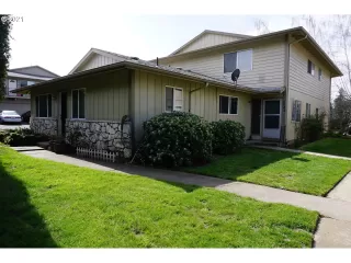 Photo #3: 21683482 Listing