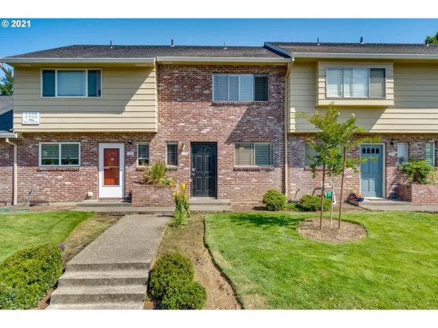 MLS: 21683769 Condo For Sale