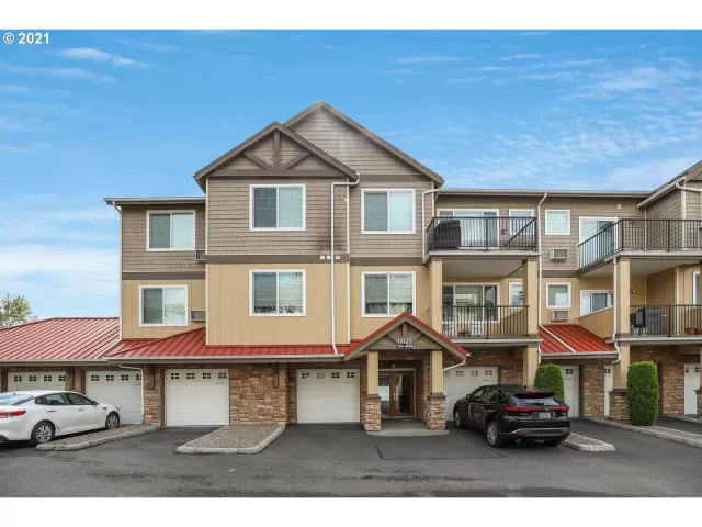 MLS: 21683946 Condo For Sale