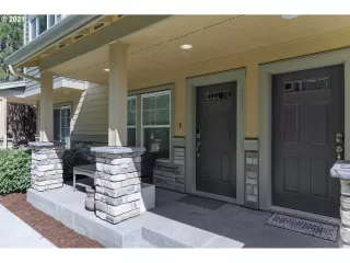 Photo #1: 21684031 Listing 