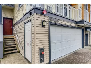 Photo #1: 21684052 Listing 