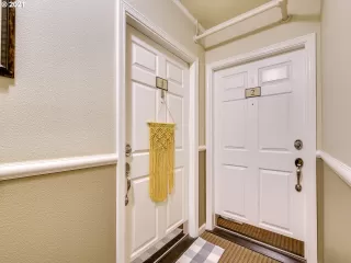 Photo #3: 21685573 Listing