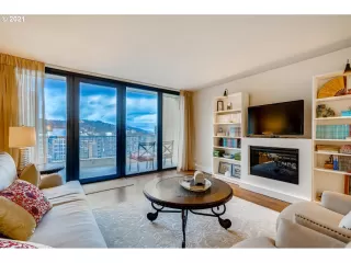 Photo #2: 21685730 Listing