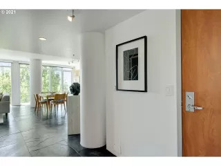 Photo #1: 21686366 Listing 