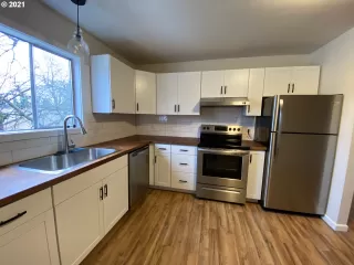 Photo #3: 21686663 Listing 