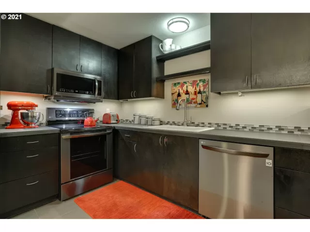 MLS: 21687842 Condo For Sale