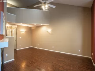 Photo #4: 21688512 Listing 