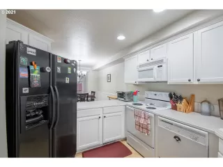 Photo #3: 21688892 Listing