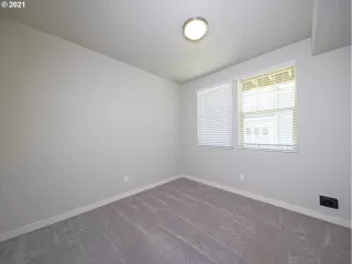 Photo #6: 21689695 Listing 