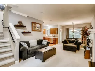 Photo #4: 21689794 Listing