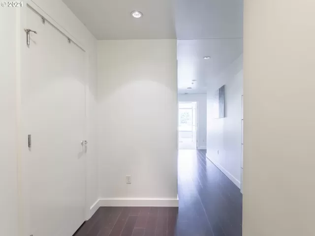 MLS: 21690100 Condo For Sale
