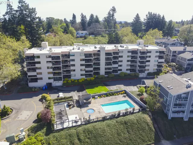 MLS: 21690371 Condo For Sale