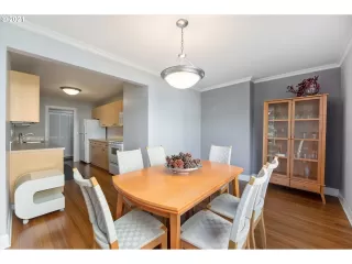 Photo #5: 21691905 Listing 