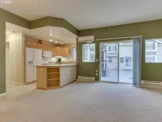 Photo #3: 21692094 Listing