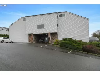 Photo #1: 21692122 Listing