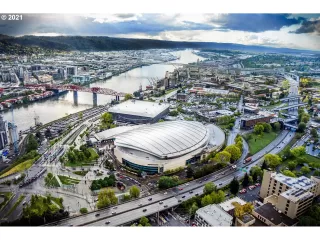 Photo #1: 21692723 Listing