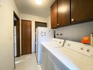 Photo #3: 21693607 Listing 