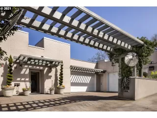 Photo #1: 21693764 Listing 