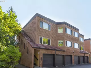 Photo #2: 21693831 Listing