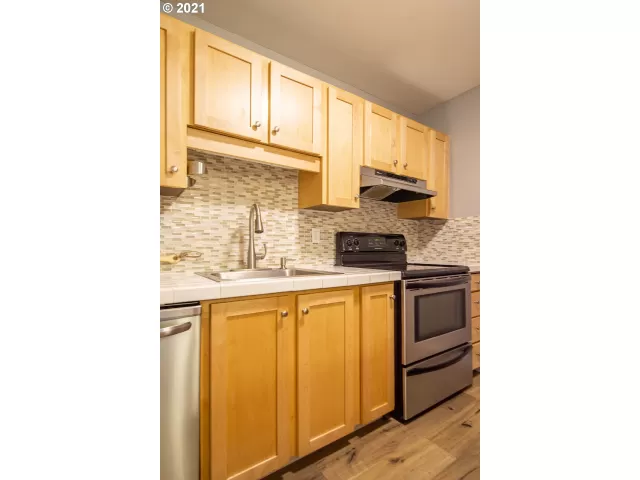 MLS: 21694148 Condo For Sale