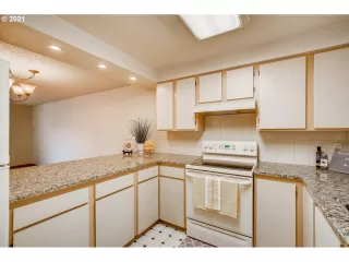 Photo #2: 21694597 Listing