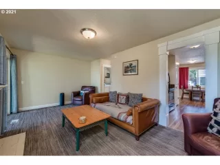 Photo #3: 21694749 Listing