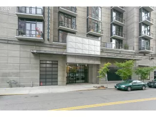 Photo #1: 21695276 Listing